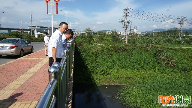 X:\u9633光谢岗上传月有水印图片640-360.jpg