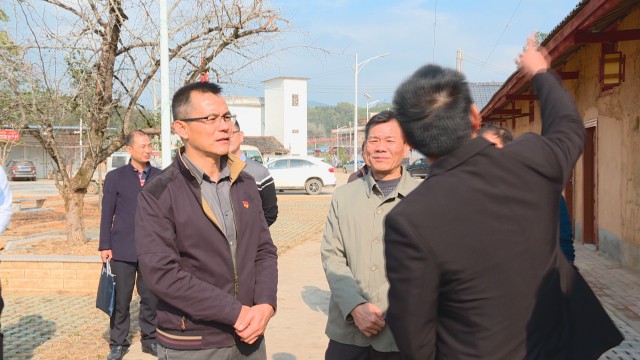 1227我镇赴南雄调研精准扶贫工作_2019-12-27_15-02-04.jpg