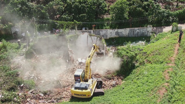 0618曹乐拆违建_2020-06-18_15-51-35.jpg